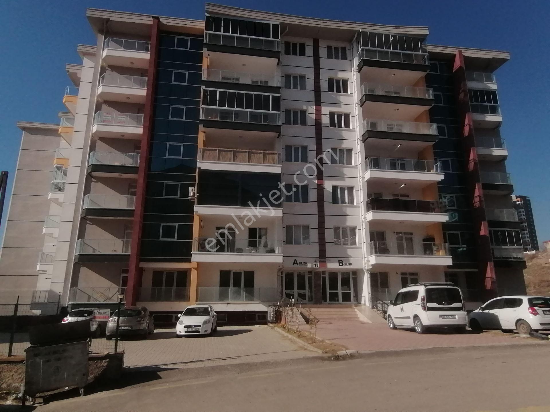 Mamak Türközü Geniş Balkon Ve Manzaralı 140m2 Satılık 3+1 Daire - Görsel 2
