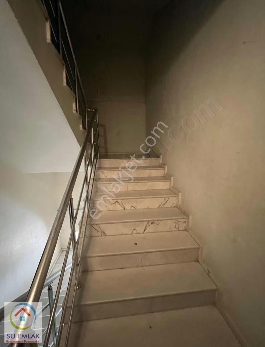 Su Emlak'tan Satılık Geniş Bakımlı Daire - Görsel 2