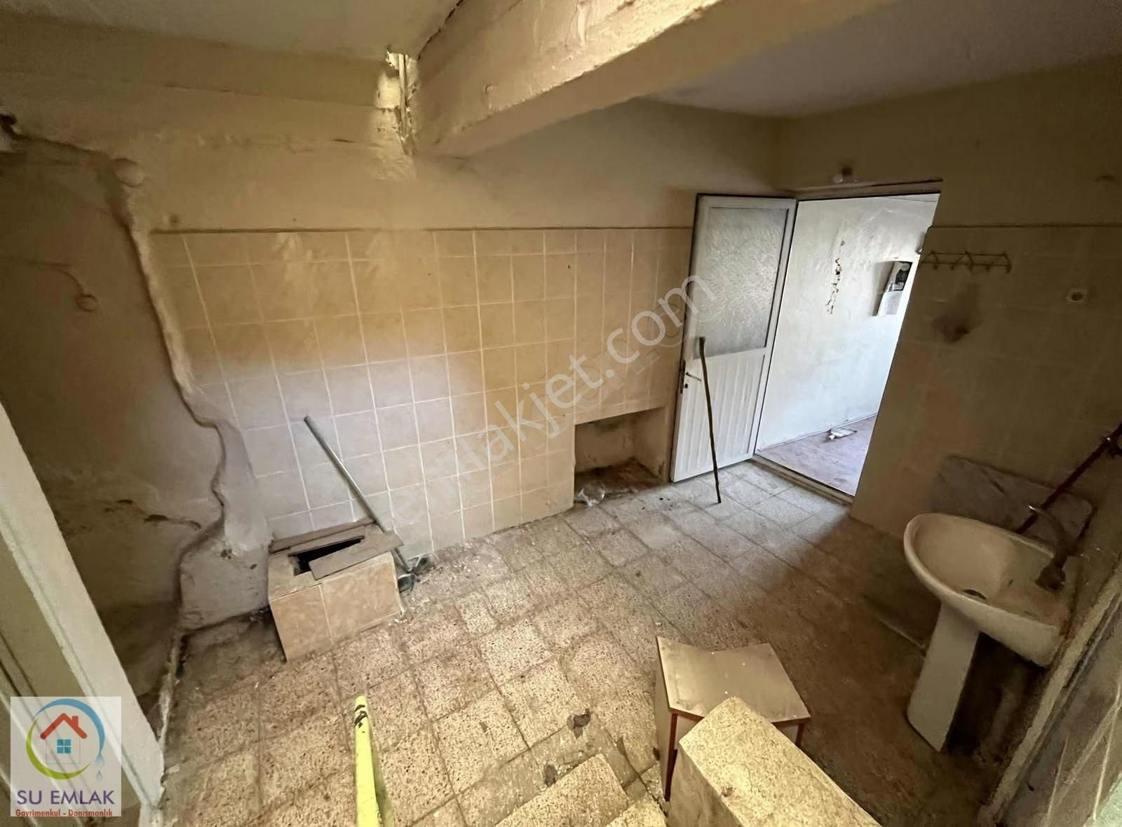 Su Emlak'tan Fırsatt Müstakil Ev - Görsel 14