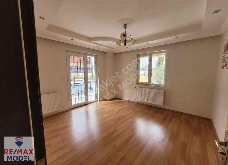Remax Model Den Karaman Da Satılık 2+1 Daire - Görsel 11