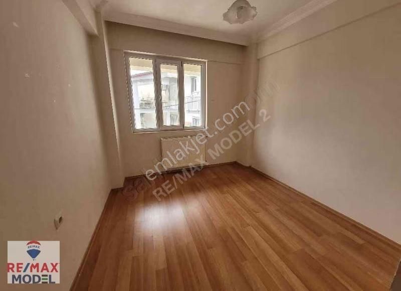 Remax Model Den Karaman Da Satılık 2+1 Daire - Görsel 14