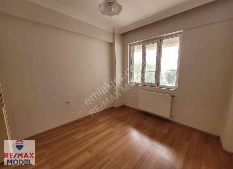 Remax Model Den Karaman Da Satılık 2+1 Daire - Görsel 6