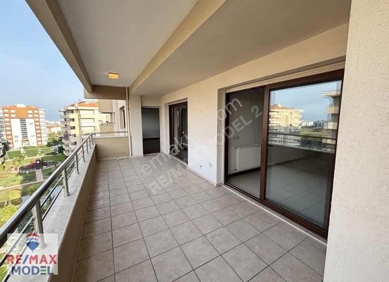 Remax Model Den Gölkent Sitesinde 4+1 Geniş Satılık Daire - Görsel 19