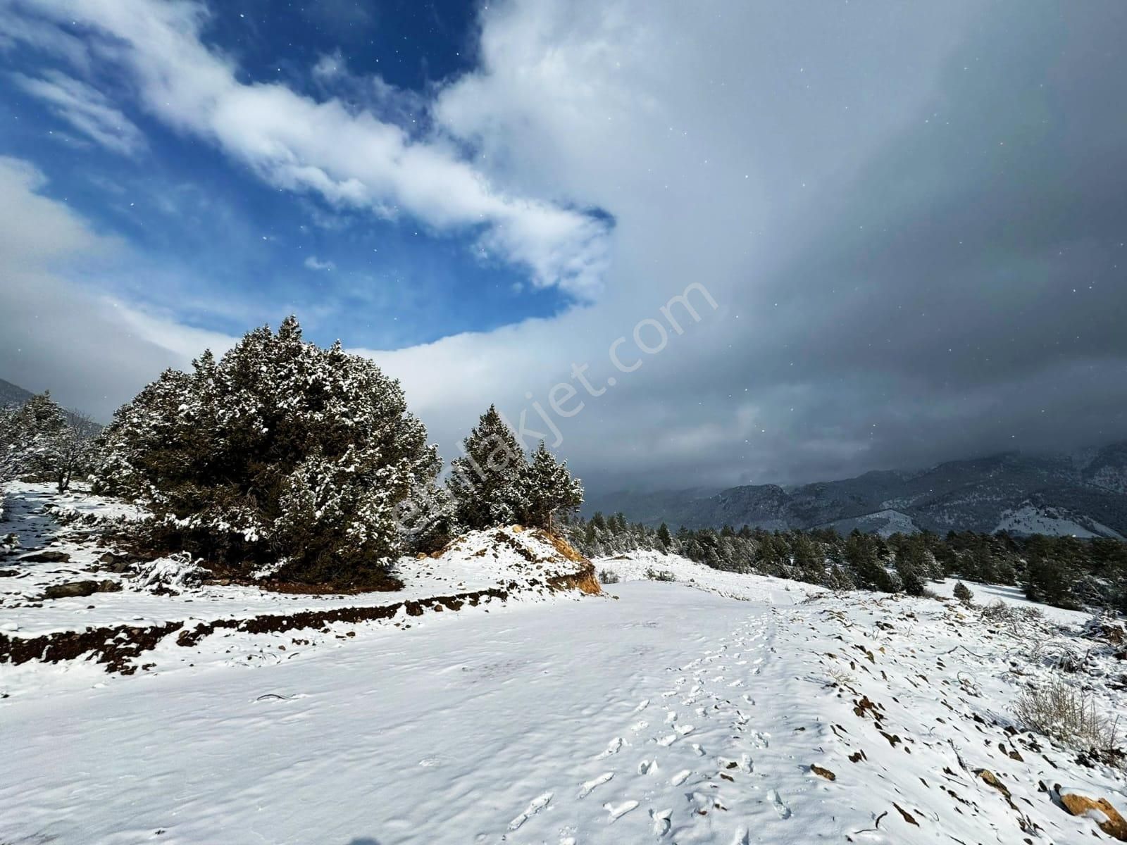 Kar Emlaktan Alpu Radar Yolunda 400 M2 Satılık Arsa - Görsel 13