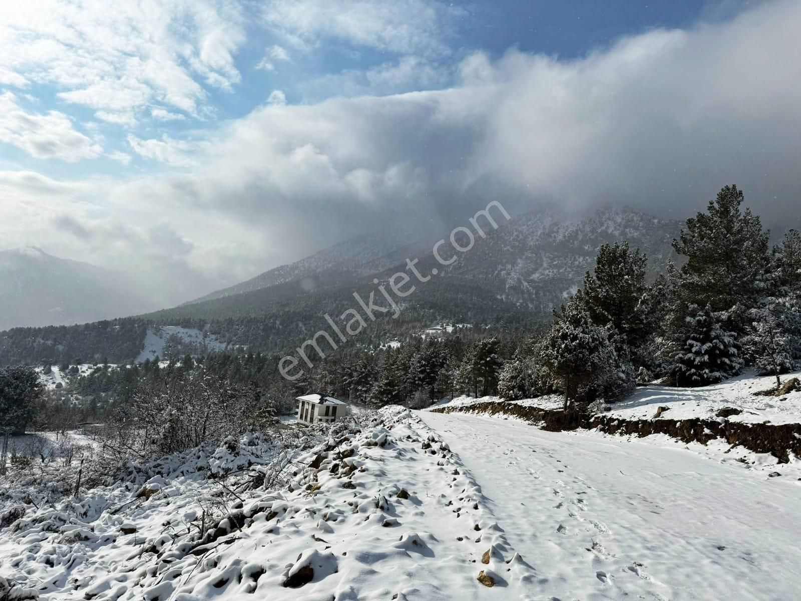 Kar Emlaktan Alpu Radar Yolunda 400 M2 Satılık Arsa - Görsel 19
