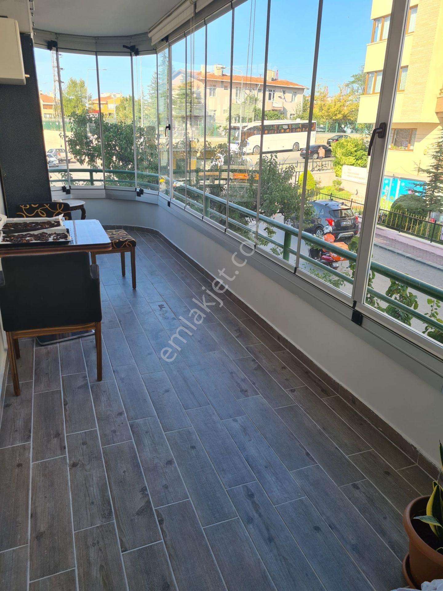 Sahibinden Satılık Birlik Mahallesi Caddesinde Geniş Metrekareli Ofis Daire - Görsel 9