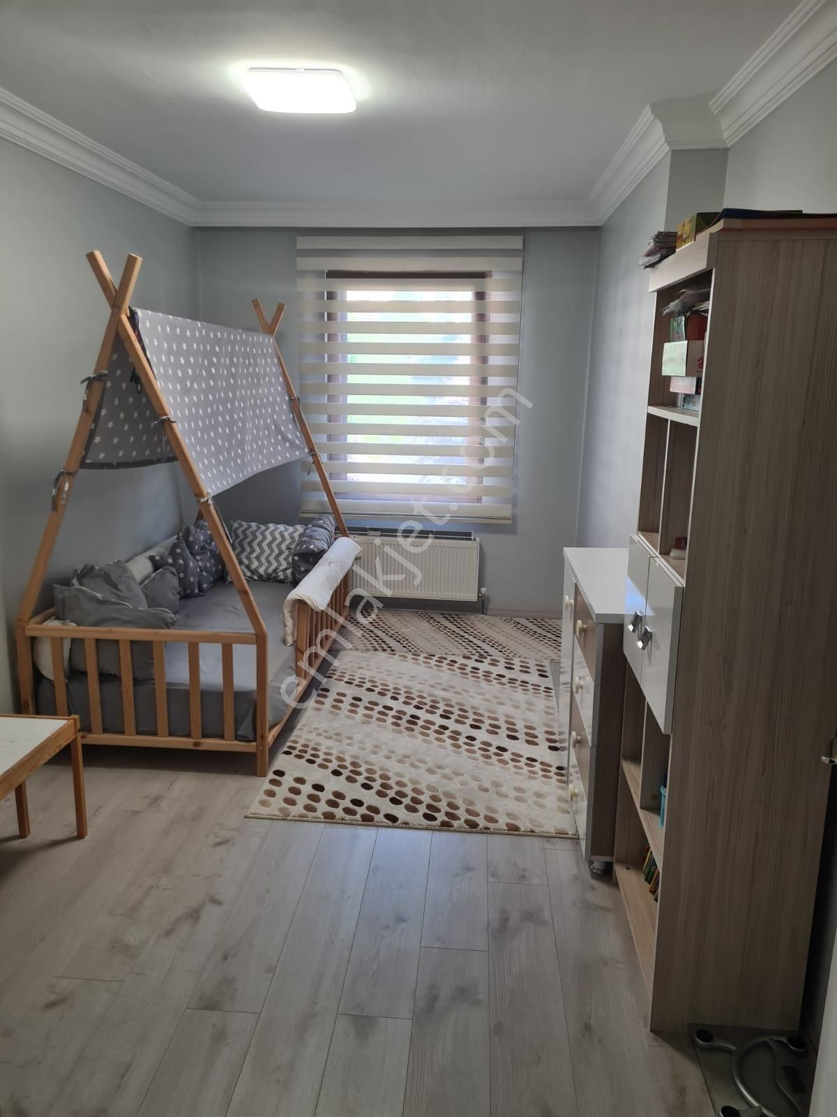 Sahibinden Satılık Birlik Mahallesi Caddesinde Geniş Metrekareli Ofis Daire - Görsel 3