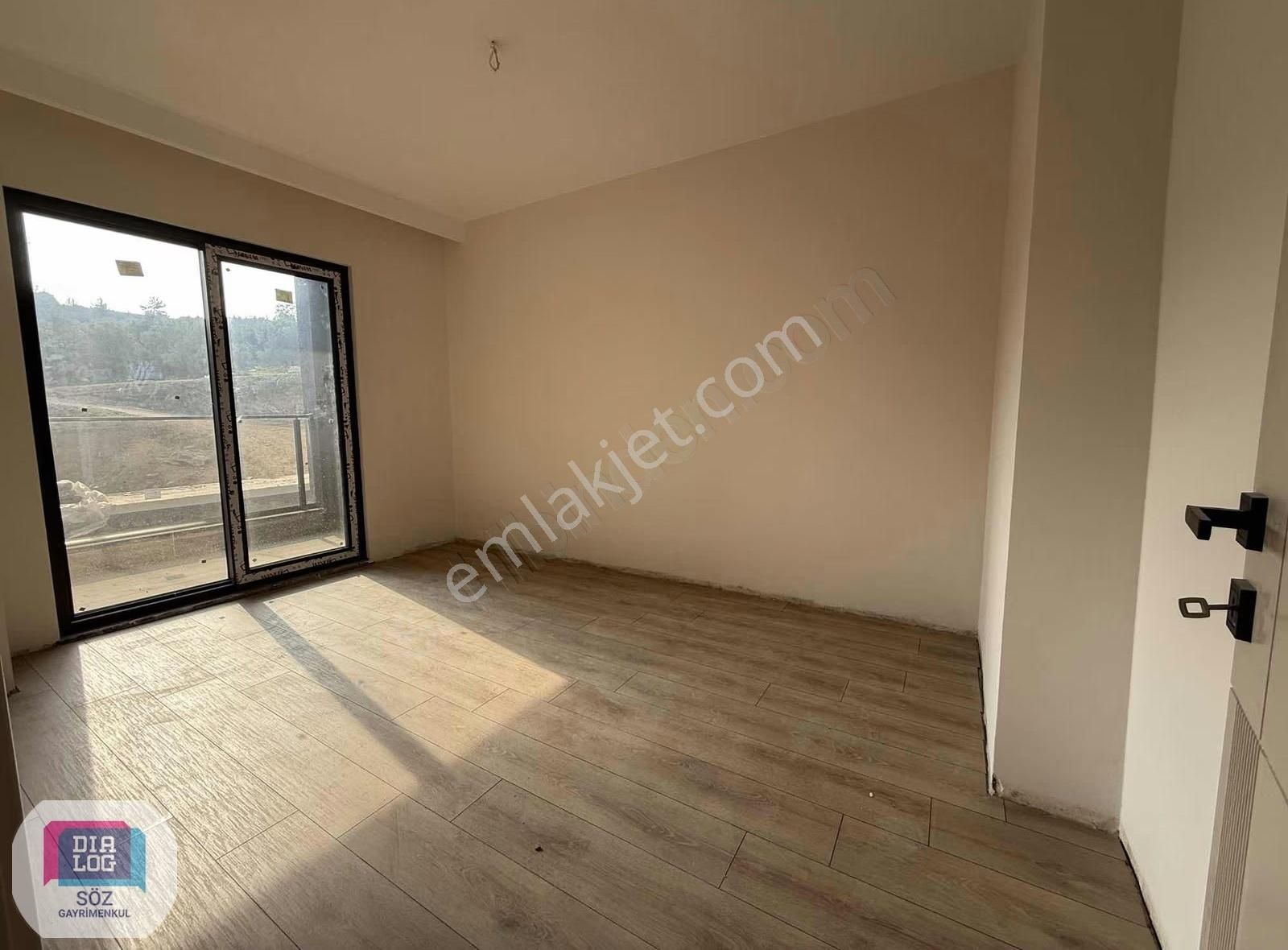 Mudanya Güzelyalı Burgaz Deniz Manzaralı Satılık 3+1 Daire Sözde - Görsel 3