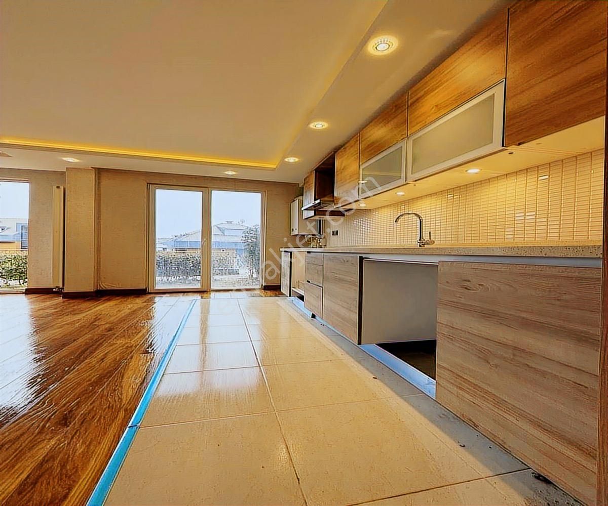 Full Konsept Müstakil Villa Tadında Deniz Manzaralı 4+1 Dublex - Görsel 33