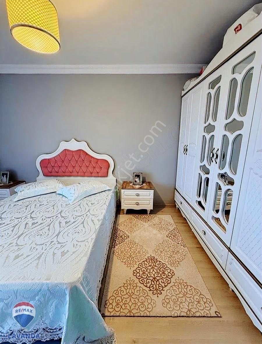 Remax Lavanda Yeniçiftlikte Deniz Man.eşyalı Kiralık 3+1 Daire - Görsel 2