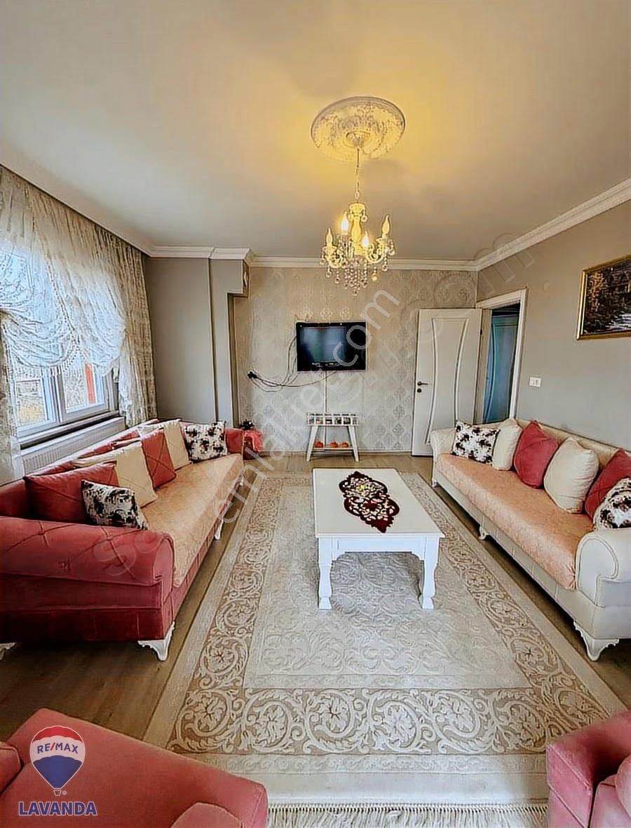 Remax Lavanda Yeniçiftlikte Deniz Man.eşyalı Kiralık 3+1 Daire