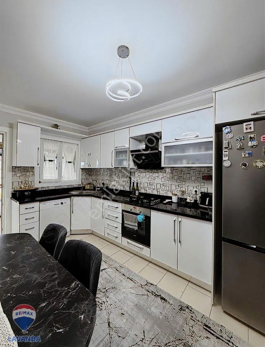 Remax Lavandadan Silivri Karasu Park Manavoğlu Evlerinde 4+1 - Görsel 5