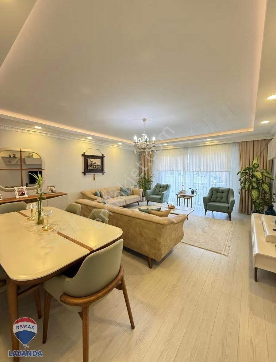 Remax Lavandadan Silivri Karasu Park Manavoğlu Evlerinde 4+1 - Görsel 6