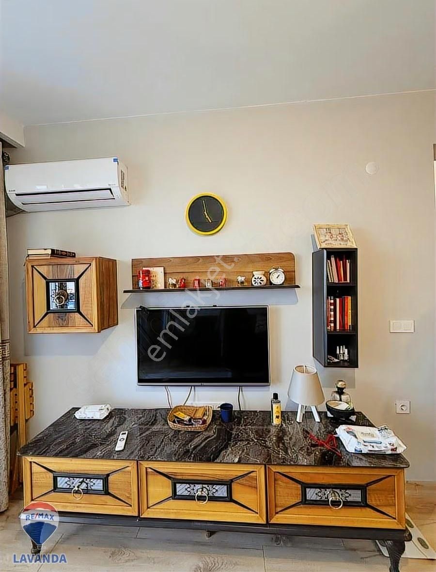 Remax Lavandadan Gümüş Towers Da Full Eşyalı 1+1 - Görsel 17