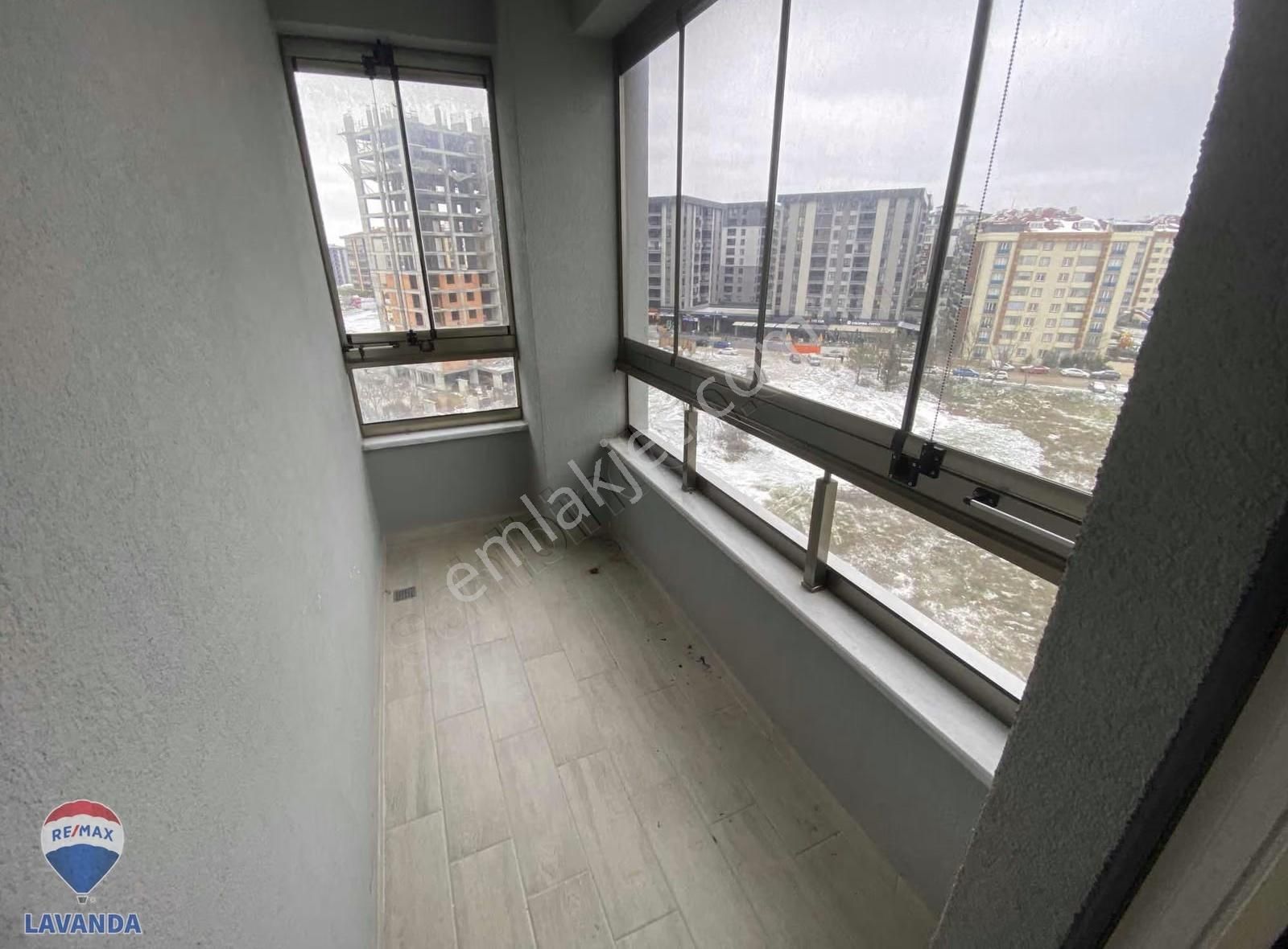 Remax Lavanda'dan Greentown Sitesinde 3+1 Lüks Daire - Görsel 20