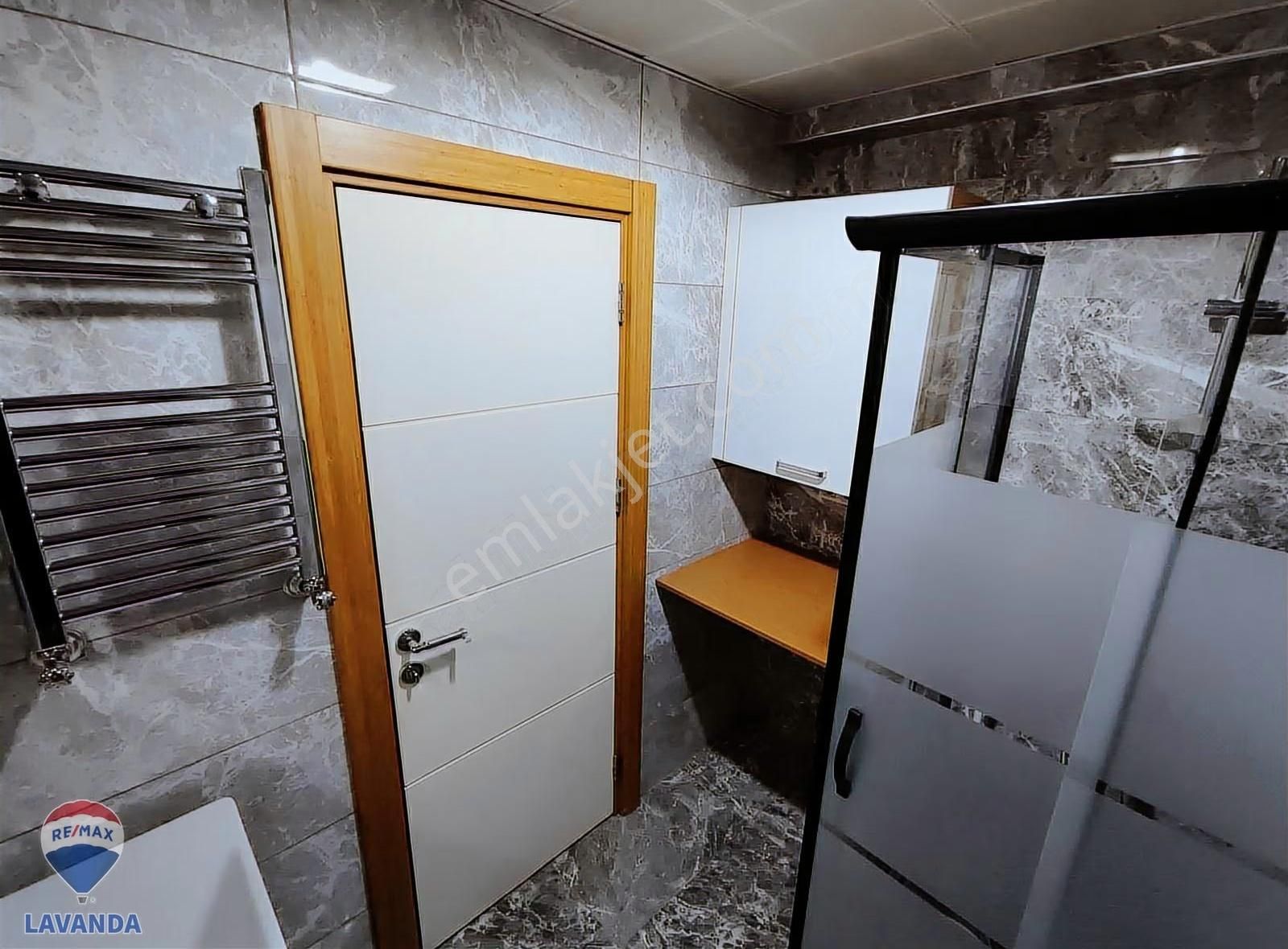Remax Lavanda'dan Haliç Panoramada Kiralık 1+1 Dairemiz - Görsel 11