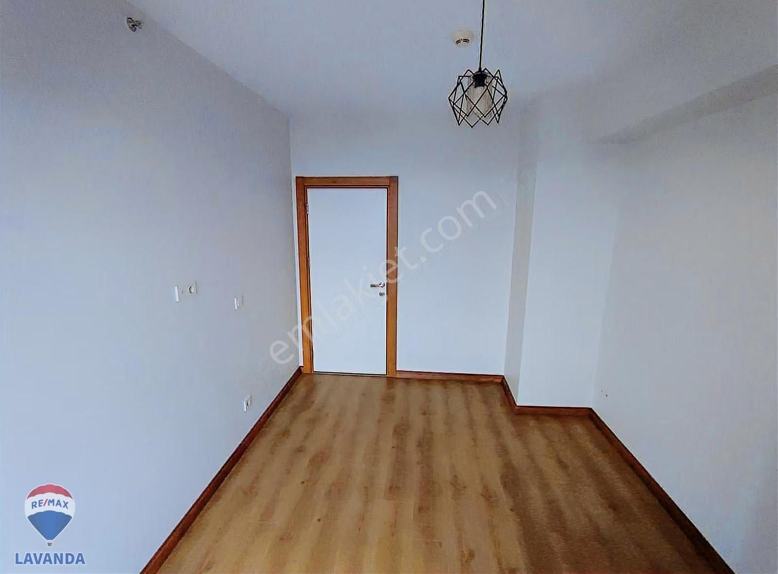 Remax Lavanda'dan Haliç Panoramada Kiralık 1+1 Dairemiz - Görsel 18