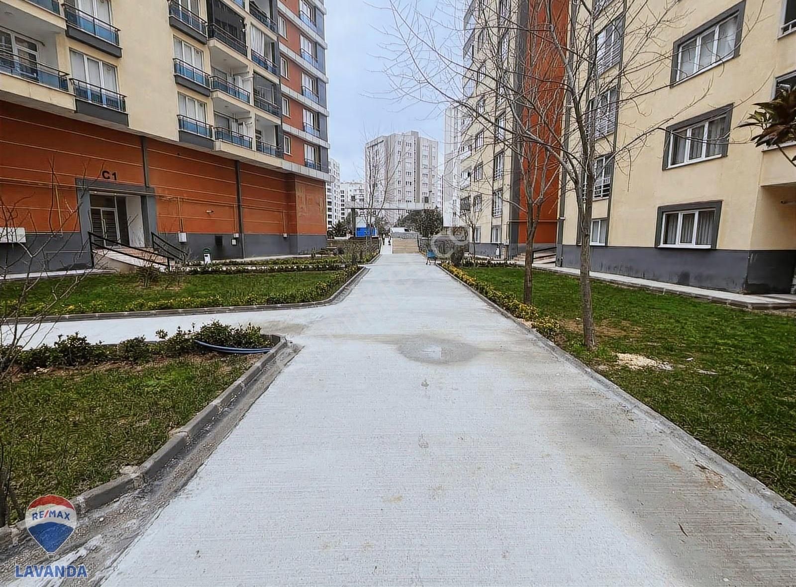 Re/max Lavanda'dan Çerkezköy Tepe Bölgesinde Kiralık Daire - Görsel 9