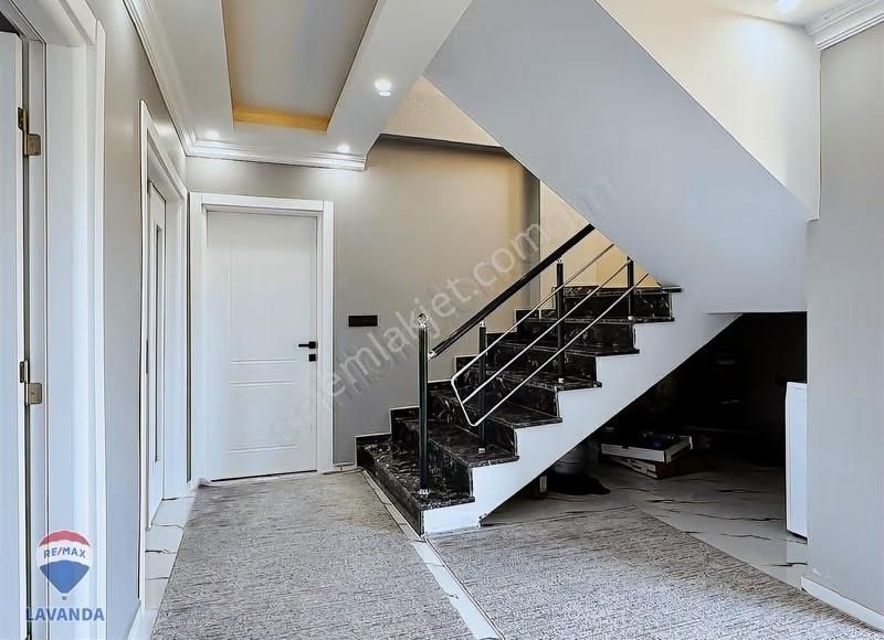 Remax Lavanda'dan Tekirdağ/ Saray/ Çayla'da Müstakil Villa - Görsel 24