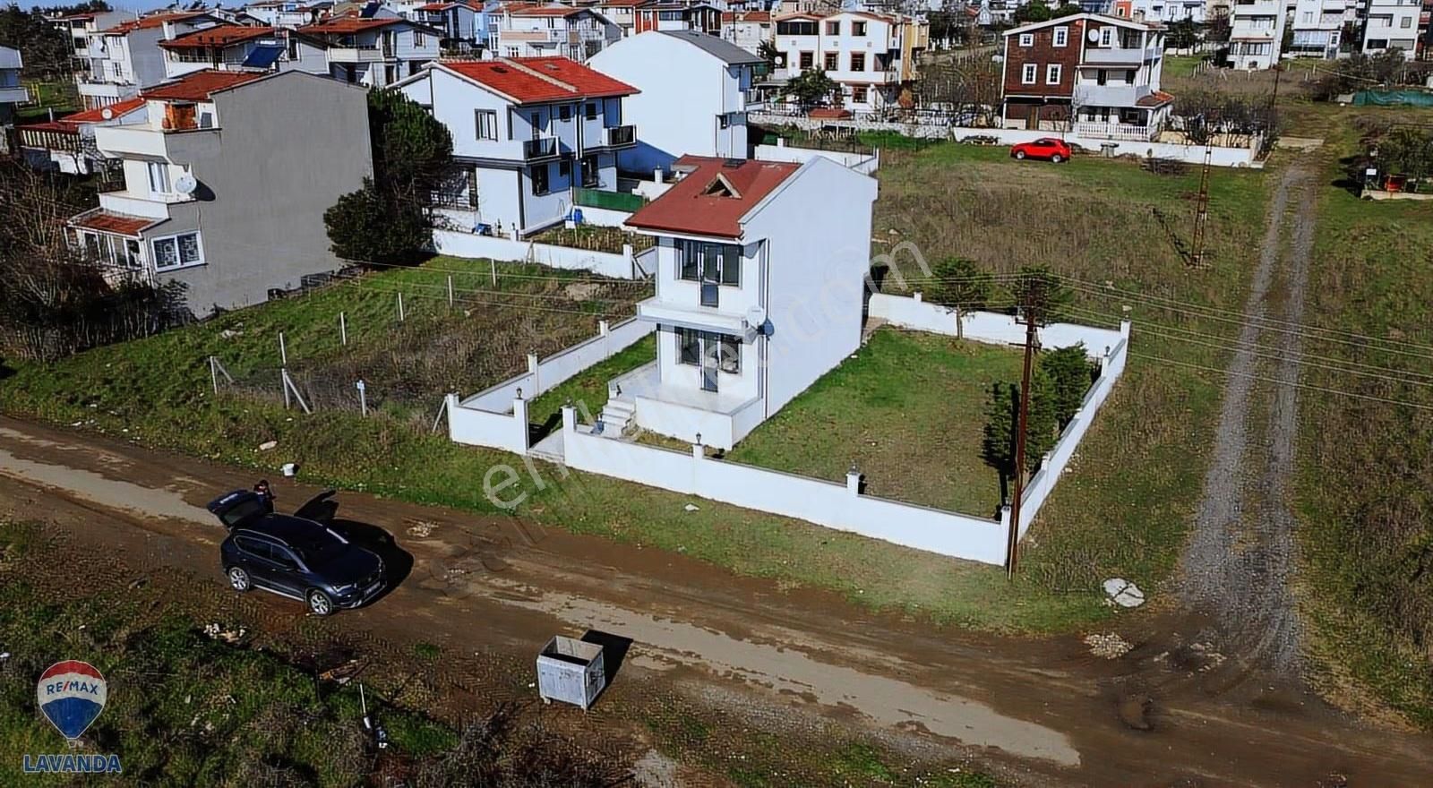 Bahçeli 3+1 Müstakil Ev + Yanında İmarlı Ayrı 160 M2 Arsa - Görsel 25