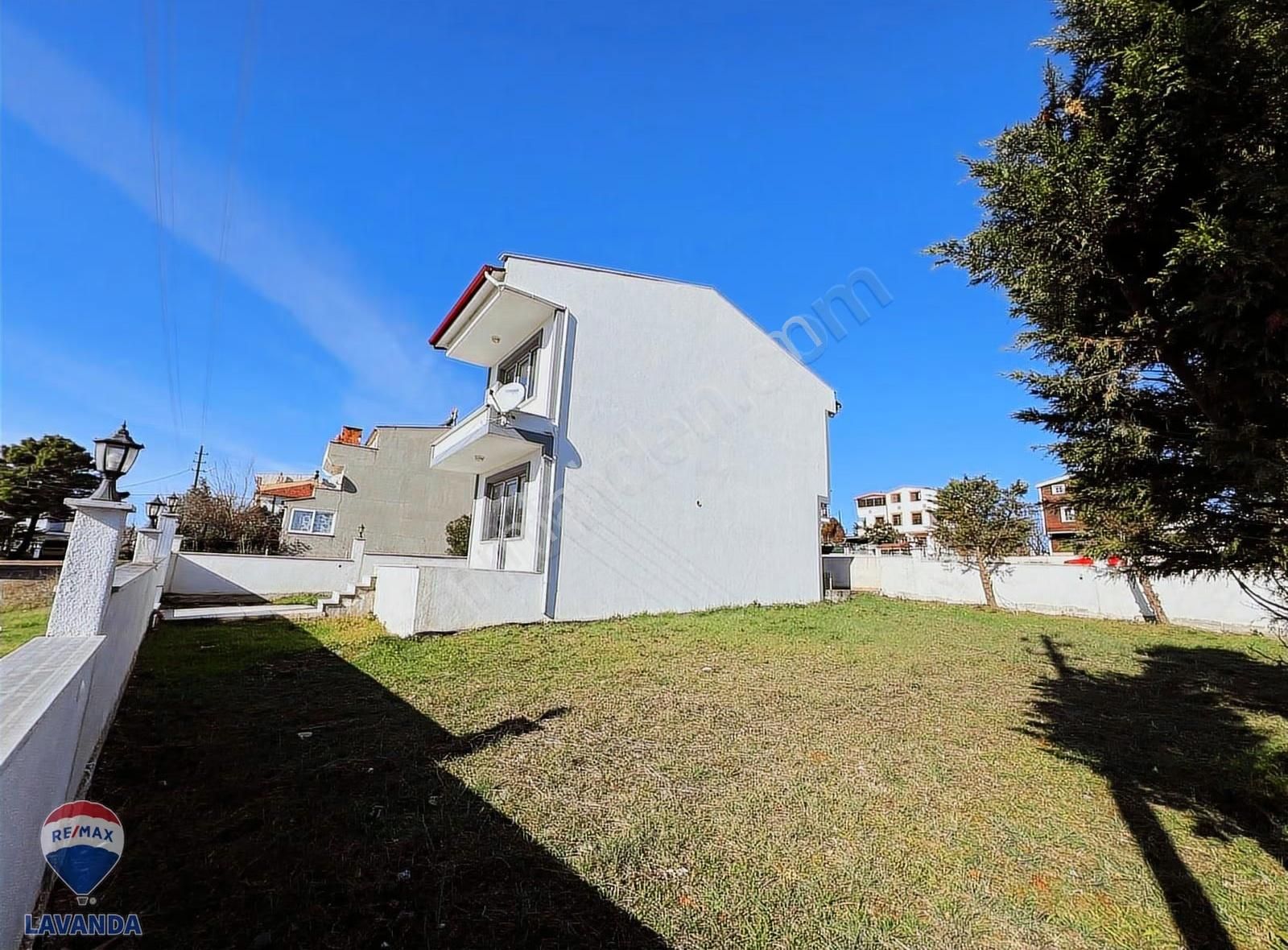 Bahçeli 3+1 Müstakil Ev + Yanında İmarlı Ayrı 160 M2 Arsa - Görsel 15