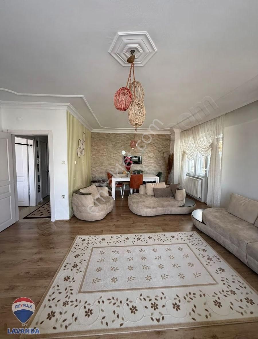 Remax Lavandadan Dubleks 3+1 Kitap Cafe Arkası Harika Lokasyon - Görsel 25