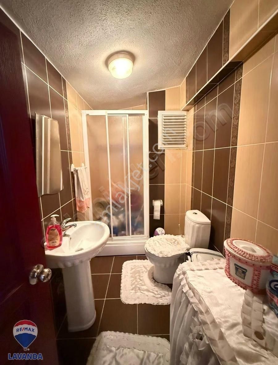 Remax Lavandadan Dubleks 3+1 Kitap Cafe Arkası Harika Lokasyon - Görsel 13