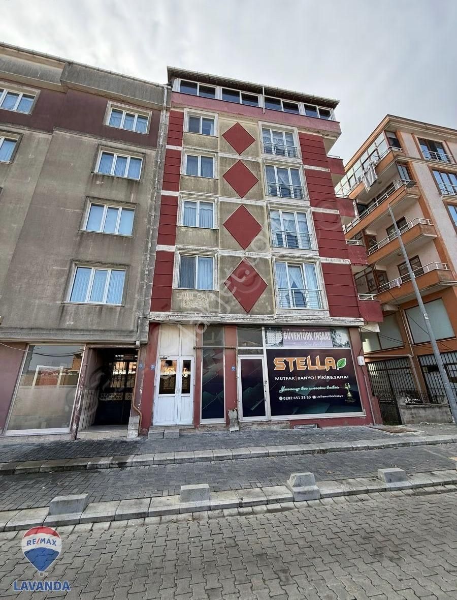 Remax Lavandadan Dubleks 3+1 Kitap Cafe Arkası Harika Lokasyon - Görsel 9