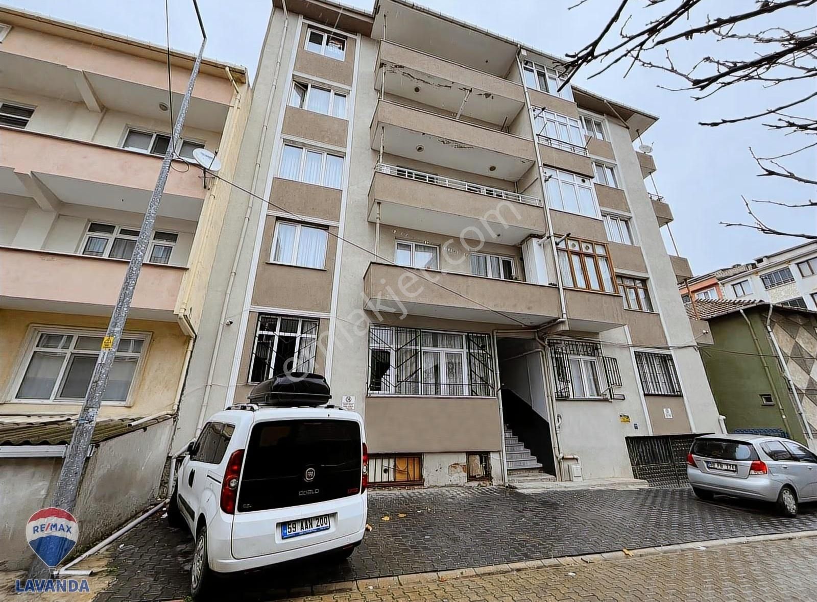 Re/max Lavanda'dan Çorlu Şeyhsinan'da Merkezi 3+1 Satılık Daire