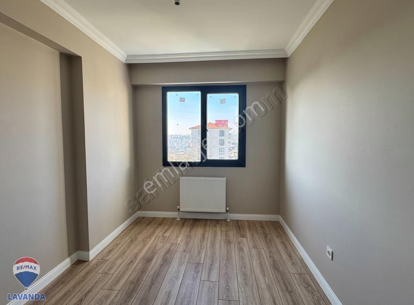 Çiftlikönünde Denize Yakın Havuzlu Sitede Arakat Daire - Görsel 21