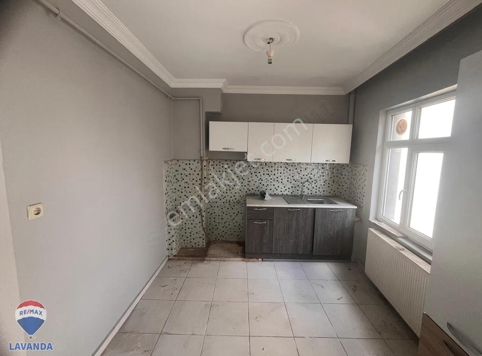 Re/max Lavanda'dan Reşadiye Mahallesinde Kiralık Daire - Görsel 15