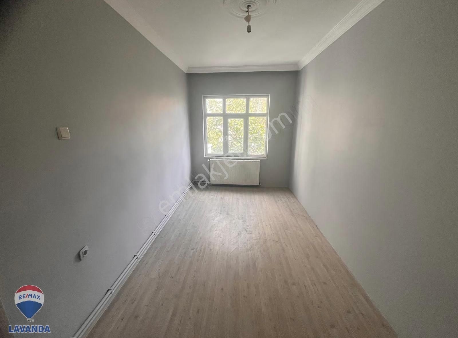 Re/max Lavanda'dan Reşadiye Mahallesinde Kiralık Daire - Görsel 18