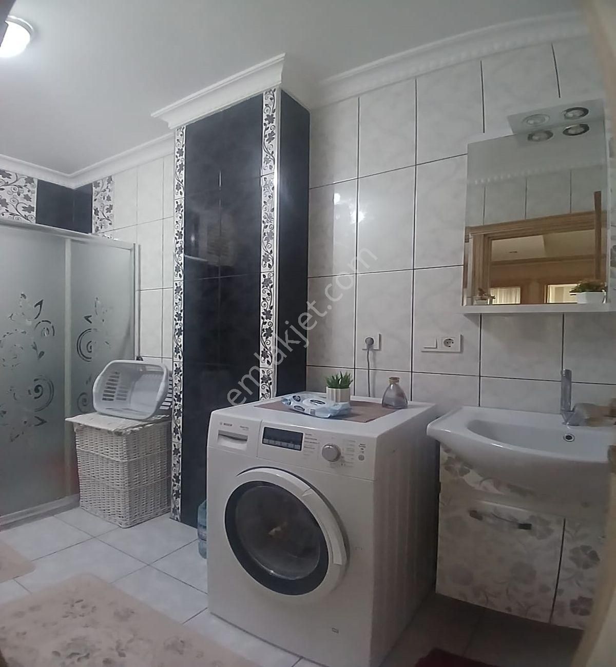 Müslüm Emlaktan Cihangirde 2+1 Masrafsız Deniz Manzaralı Daire - Görsel 5