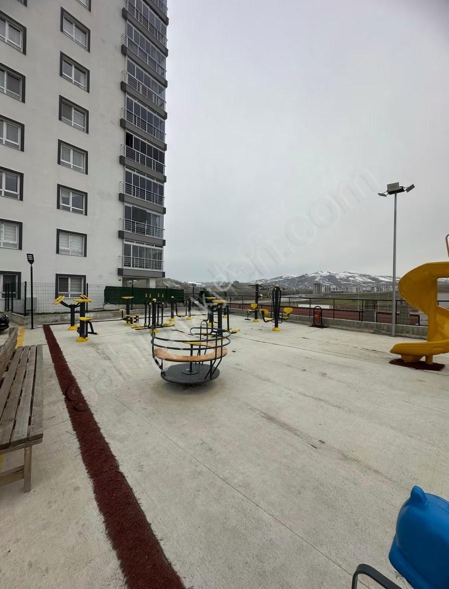 Meydan Parkta Kilerli, Depolu Güney Doğu Cephe 4+1 Satılık Daire - Görsel 7