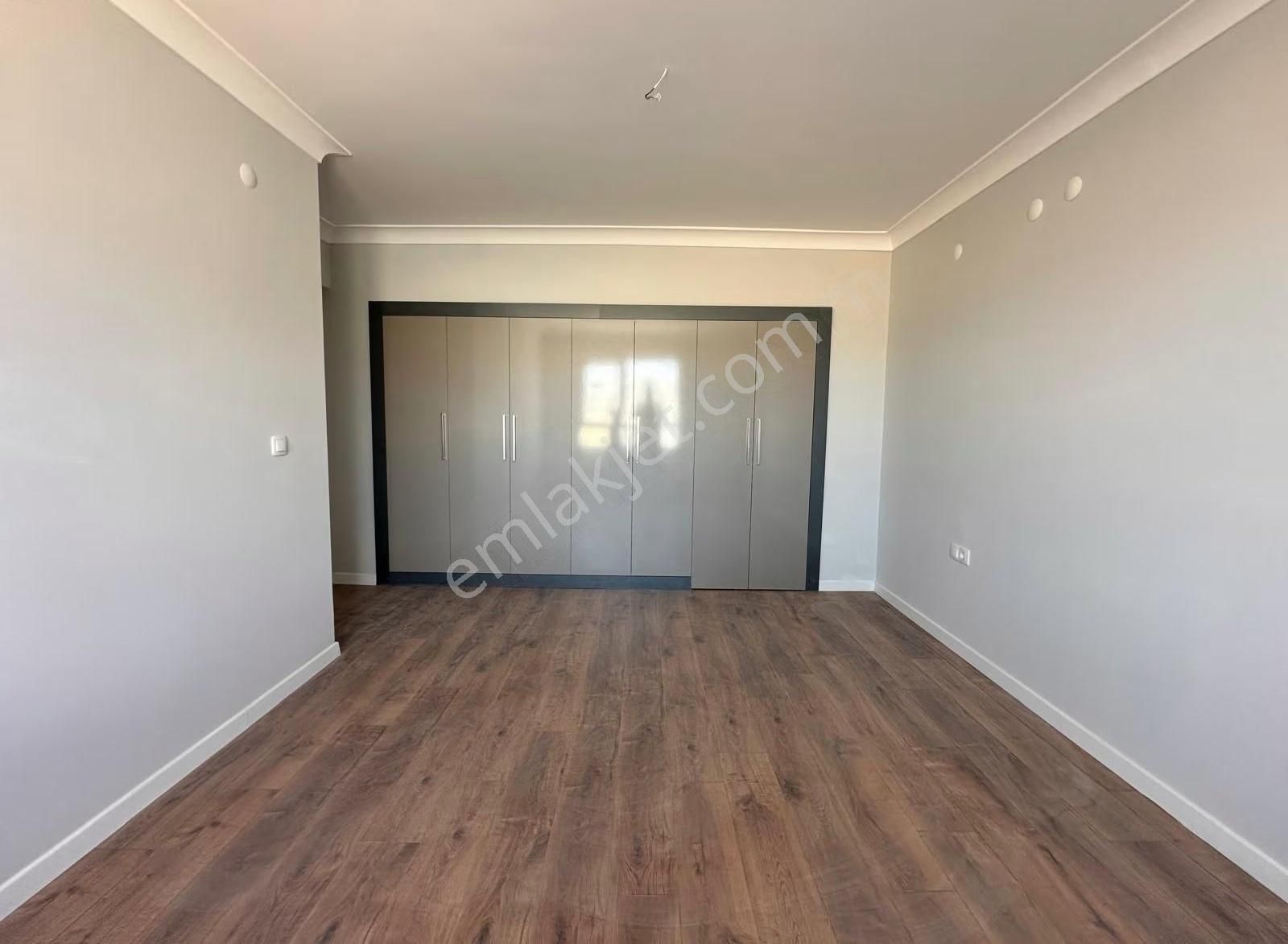 Meydan Parkta Kilerli, Depolu Güney Doğu Cephe 4+1 Satılık Daire - Görsel 24