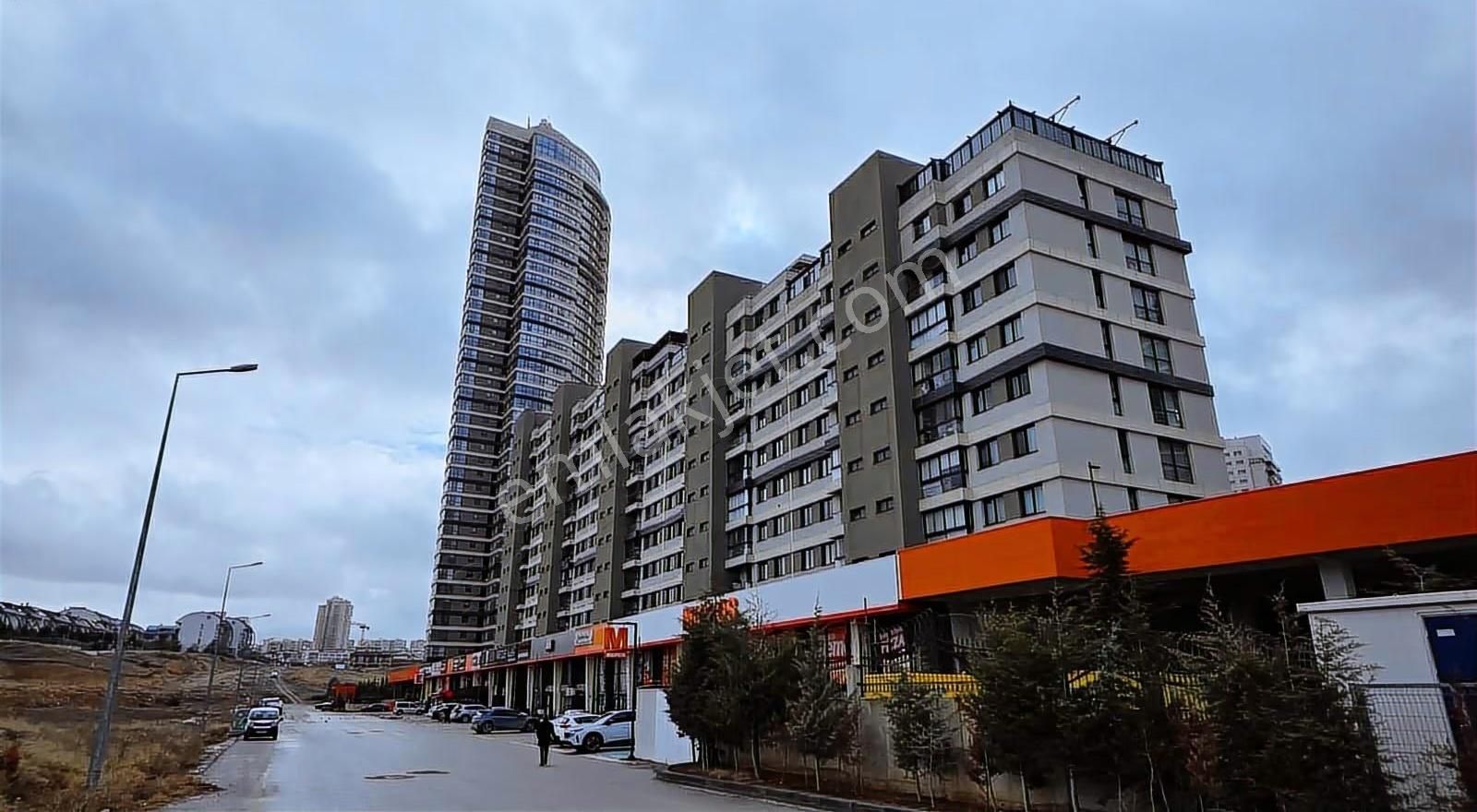 İncek Prestij'de Muhteşem Manzaralı Eşyalı Kiralık 1+1 - Görsel 22