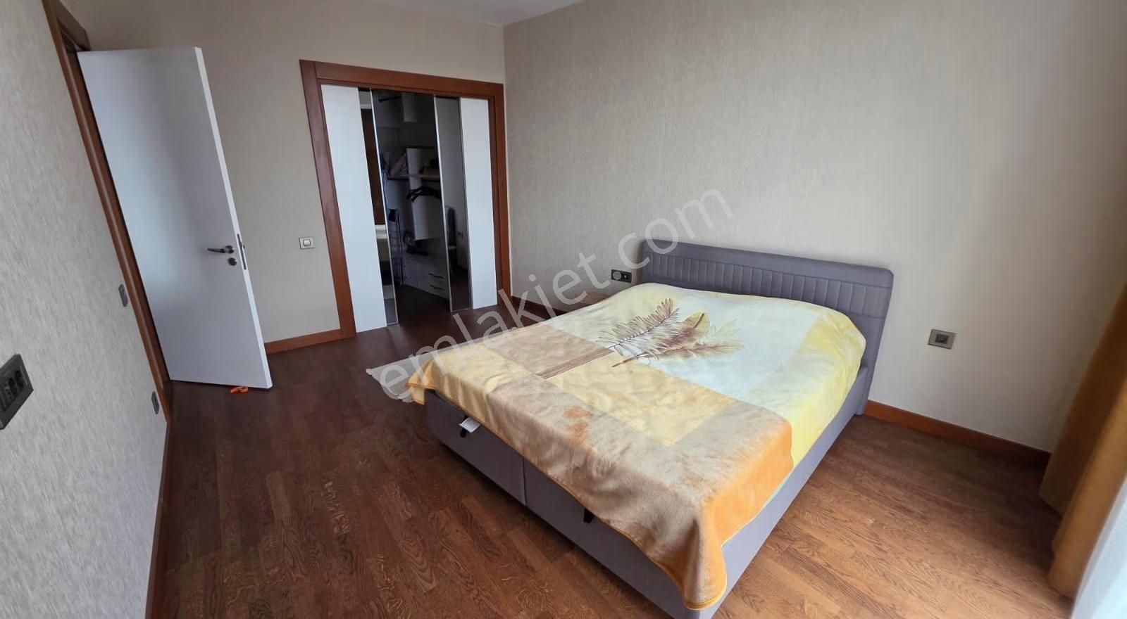 İncek Prestij'de Muhteşem Manzaralı Eşyalı Kiralık 1+1 - Görsel 24