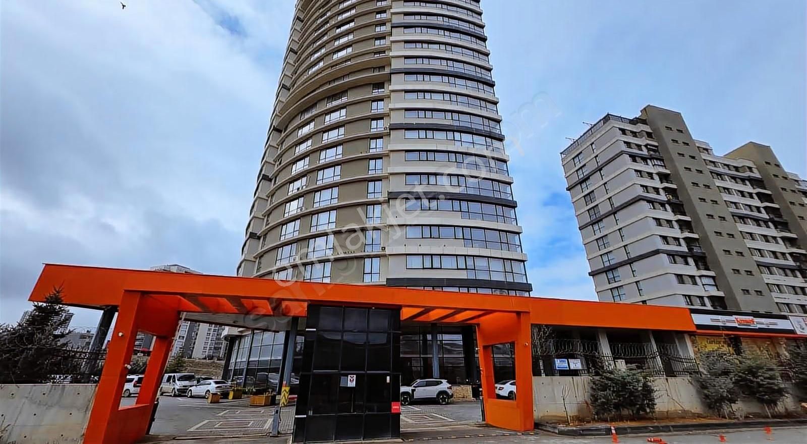 İncek Prestij'de Muhteşem Manzaralı Eşyalı Kiralık 1+1