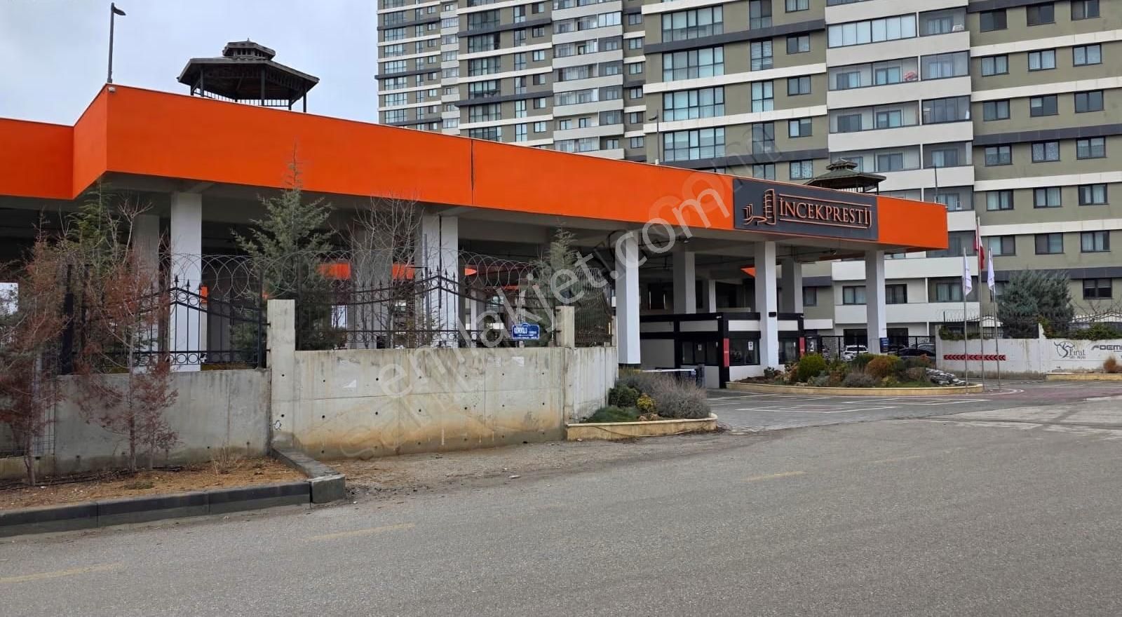 İncek Prestij'de Muhteşem Manzaralı Eşyalı Kiralık 1+1 - Görsel 7