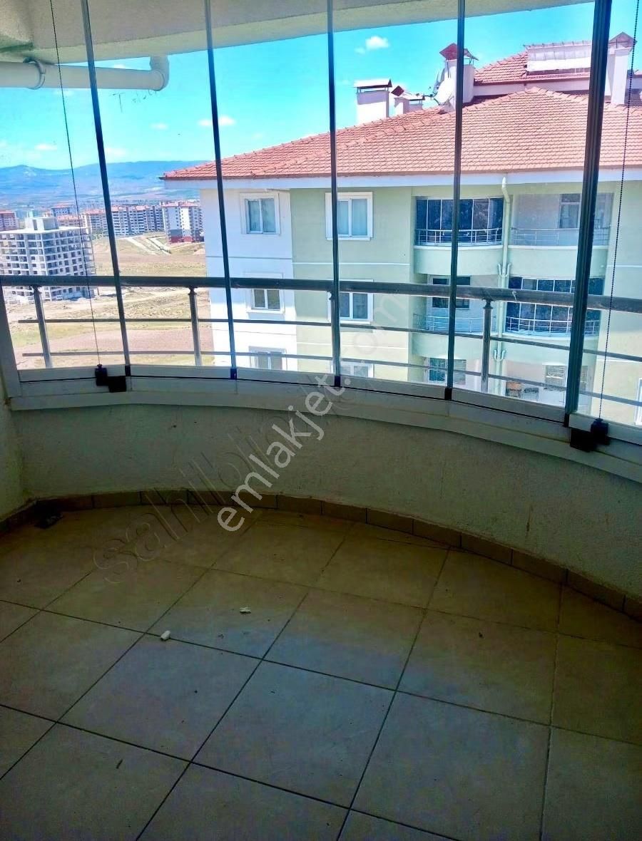 Temellı Alcı Mah. Satılık 3+1 Daıre - Görsel 17