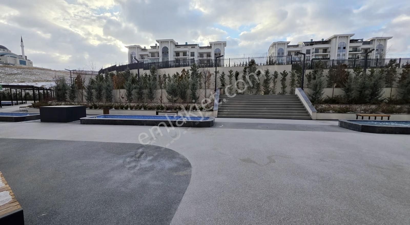 Ozan Beytepe'de Şehir Manzarasına Hakim Sıfır Kiralık 1+1 - Görsel 15