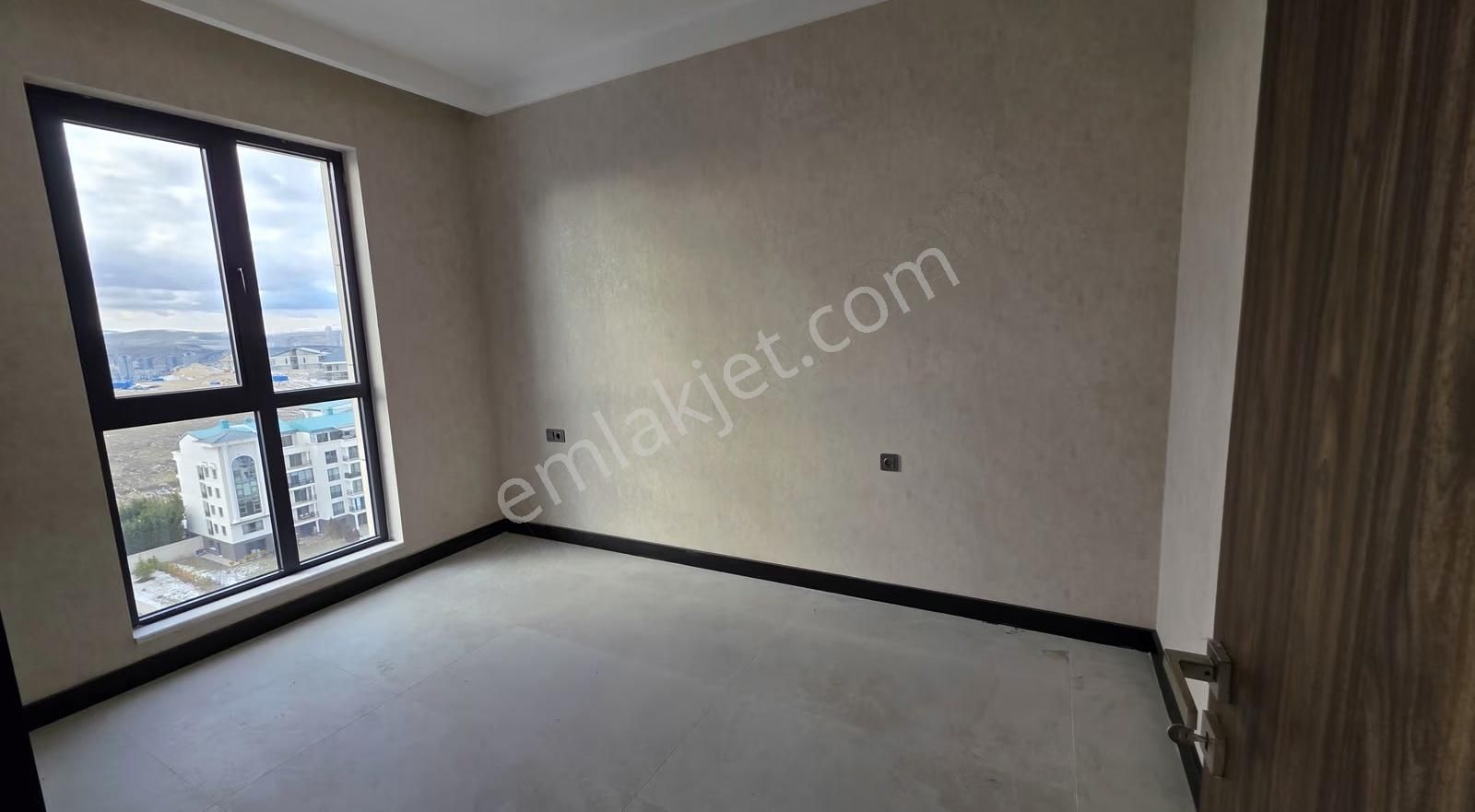 Ozan Beytepe'de Şehir Manzarasına Hakim Sıfır Kiralık 1+1 - Görsel 18