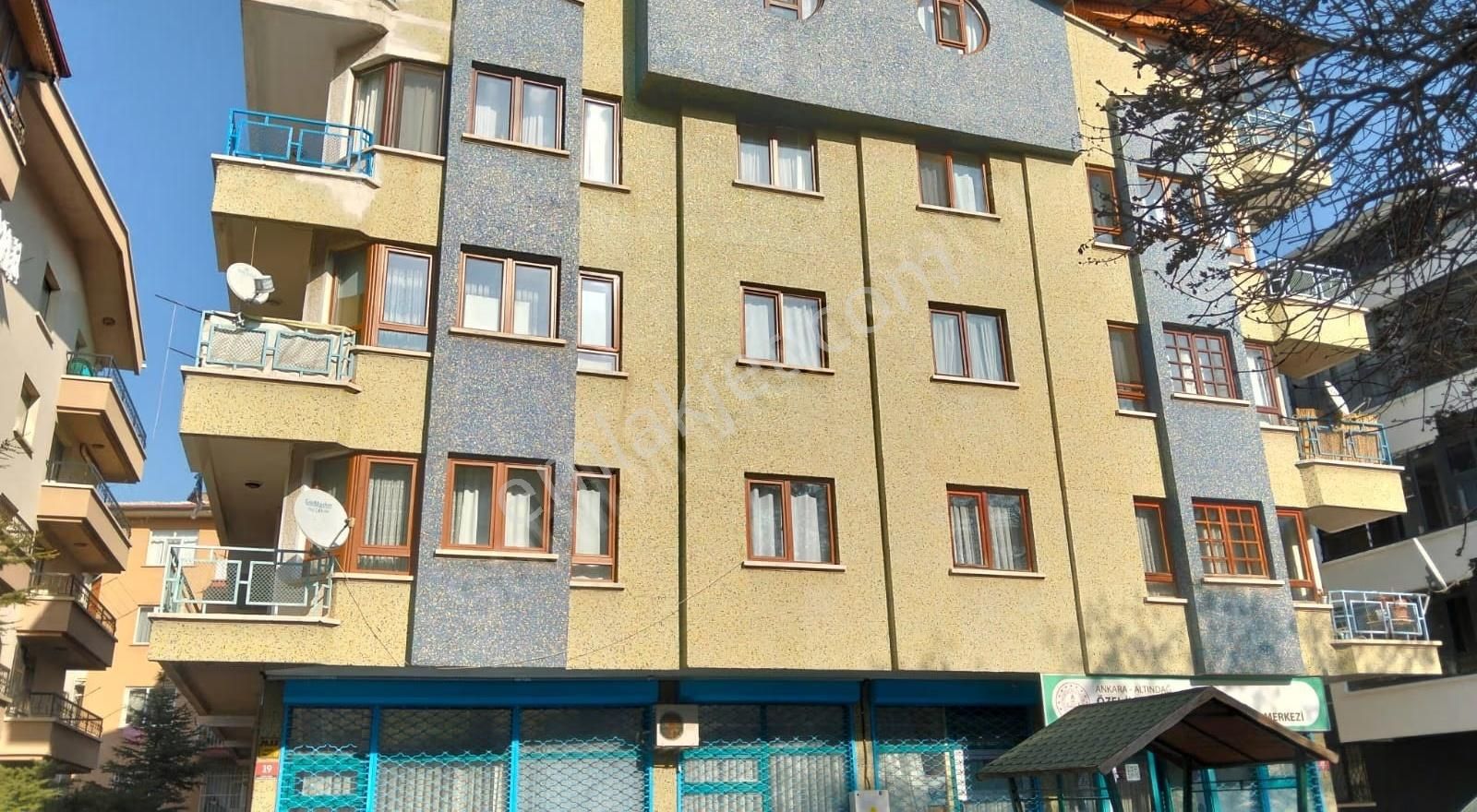 Aydınlıkevler Altınpark Yakını Satılık 3+1 Dubleks Daire