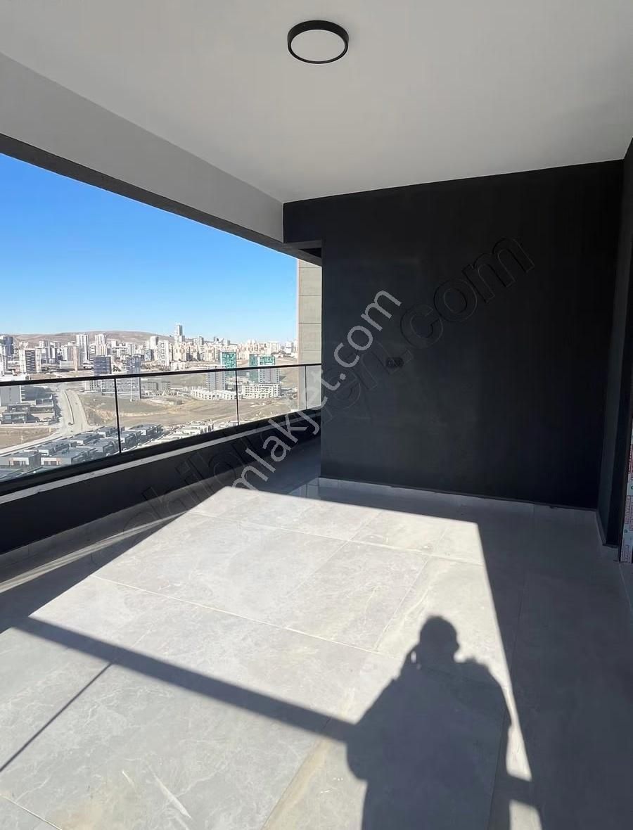 Alacaatlı Yaşamkent'te 5+1 Kiralık Sıfır Lüks Daire - Görsel 10