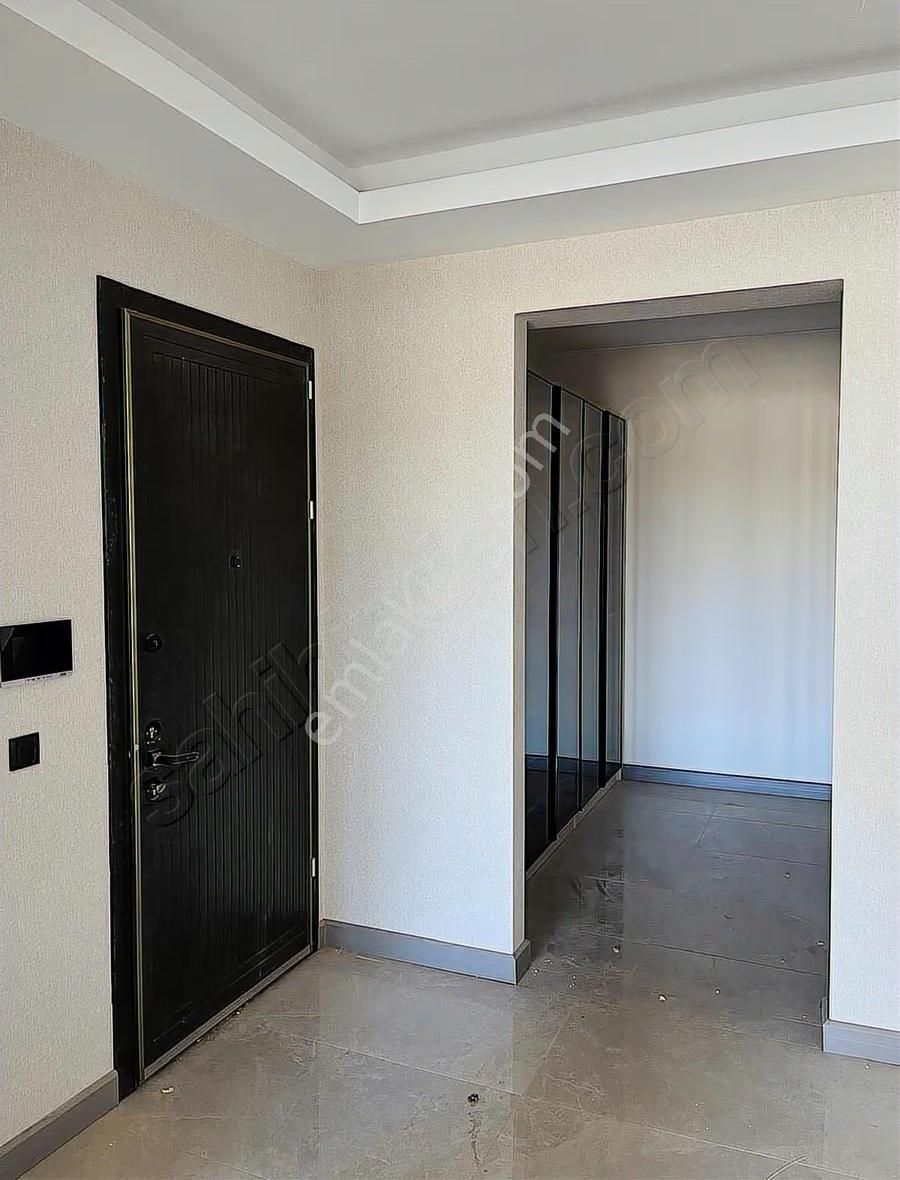 Alacaatlı Yaşamkent'te 5+1 Kiralık Sıfır Lüks Daire - Görsel 15