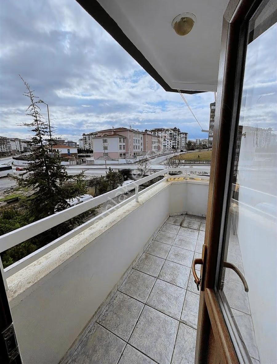 Etimesgut Ahimesut Ta Kilerli Harika Satılık Daire - Görsel 2