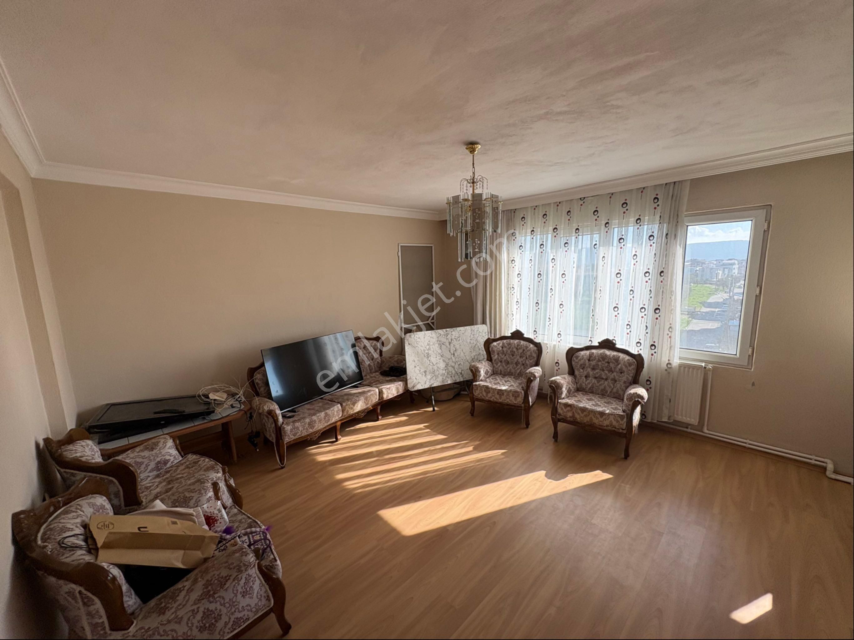 Fatih Mahallesi Yeni Hayat Mevkiinde Satılık Doğalgazlı 3+1 - Görsel 11