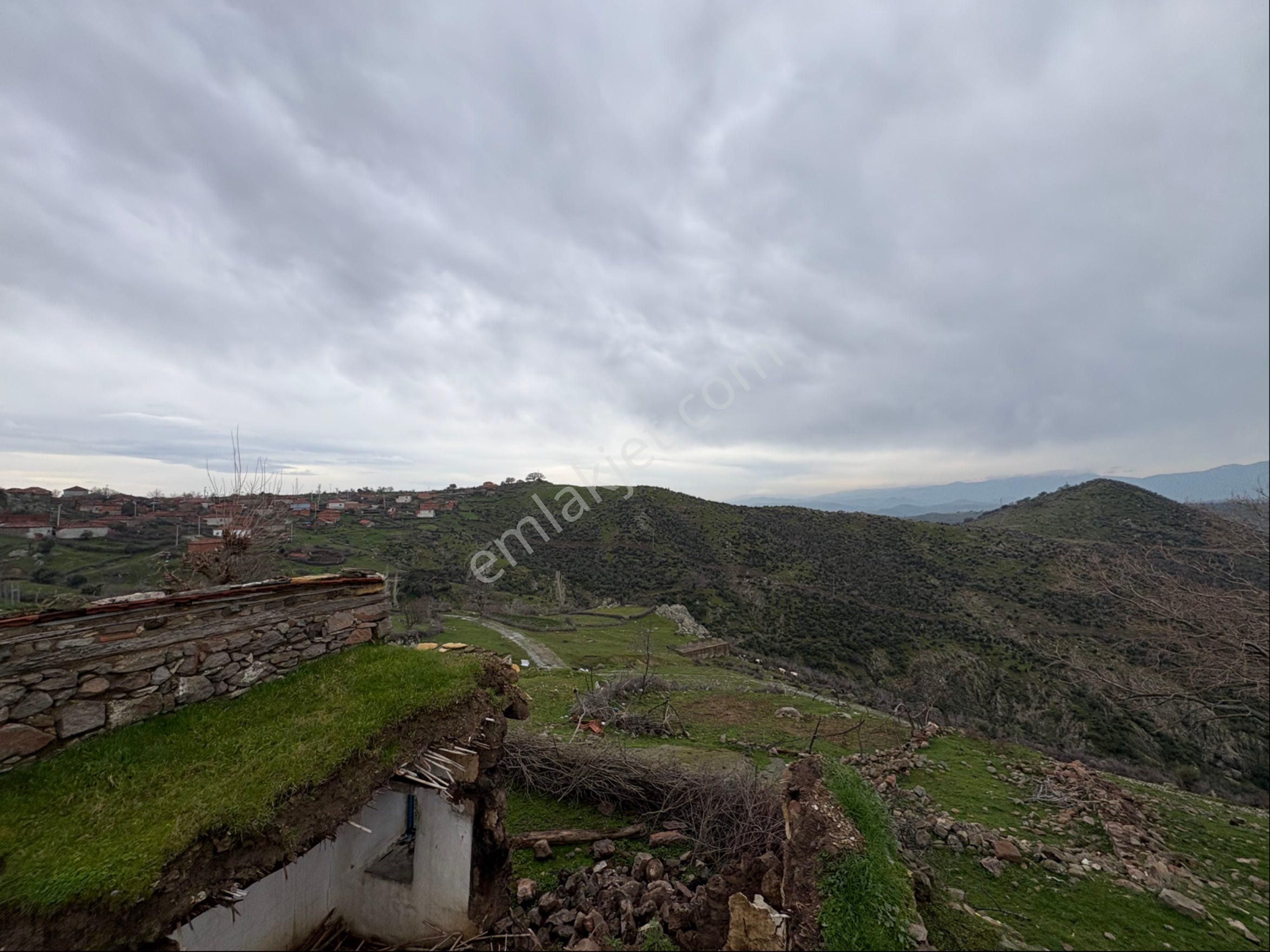 Durmuşlar Mahallesi’nde Satılık Müstakil Taş Ev - Görsel 3
