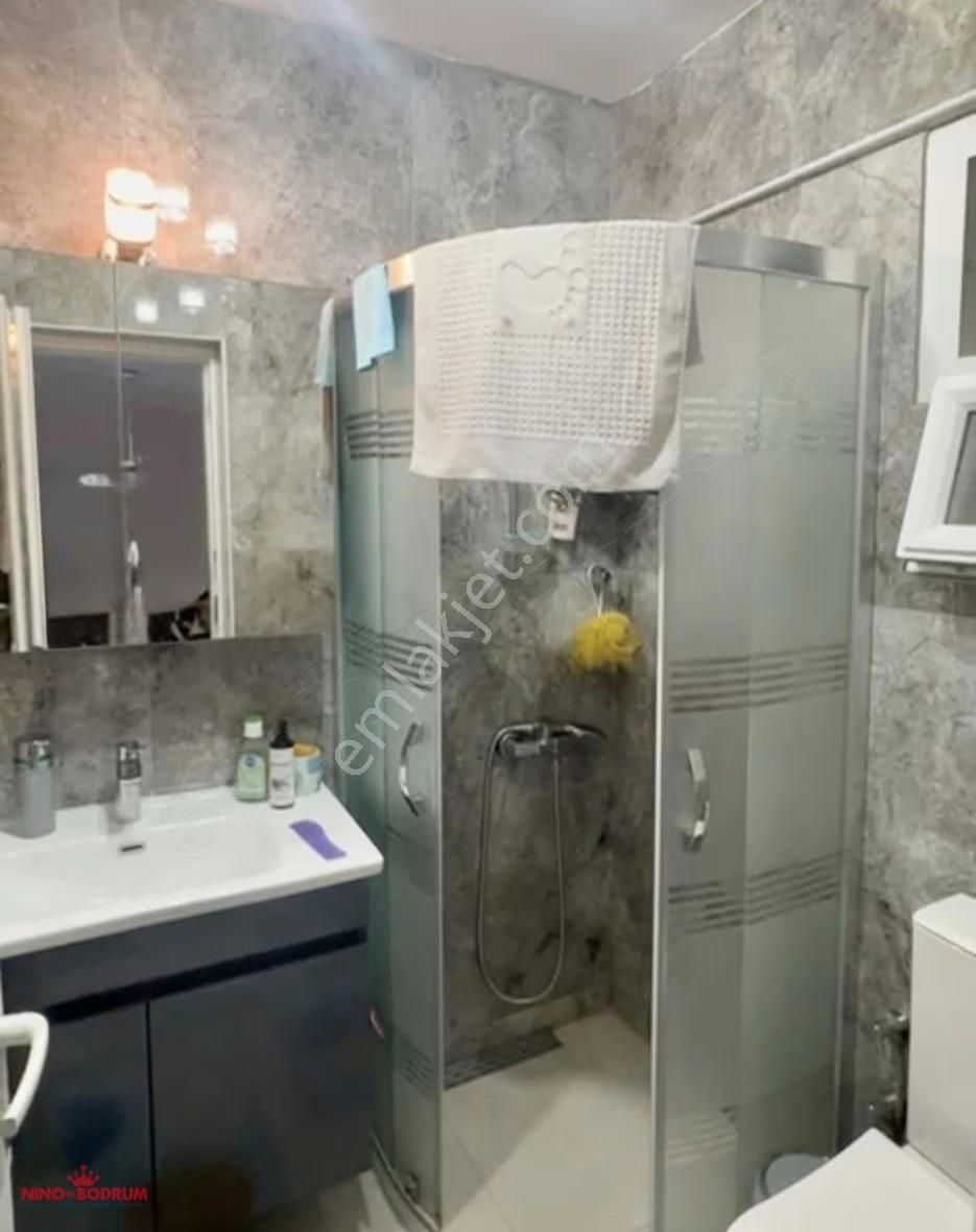 Gümsan Sitesinde Buyuk Bahçeli Manzaralı Özel Plajli Villa - Görsel 25