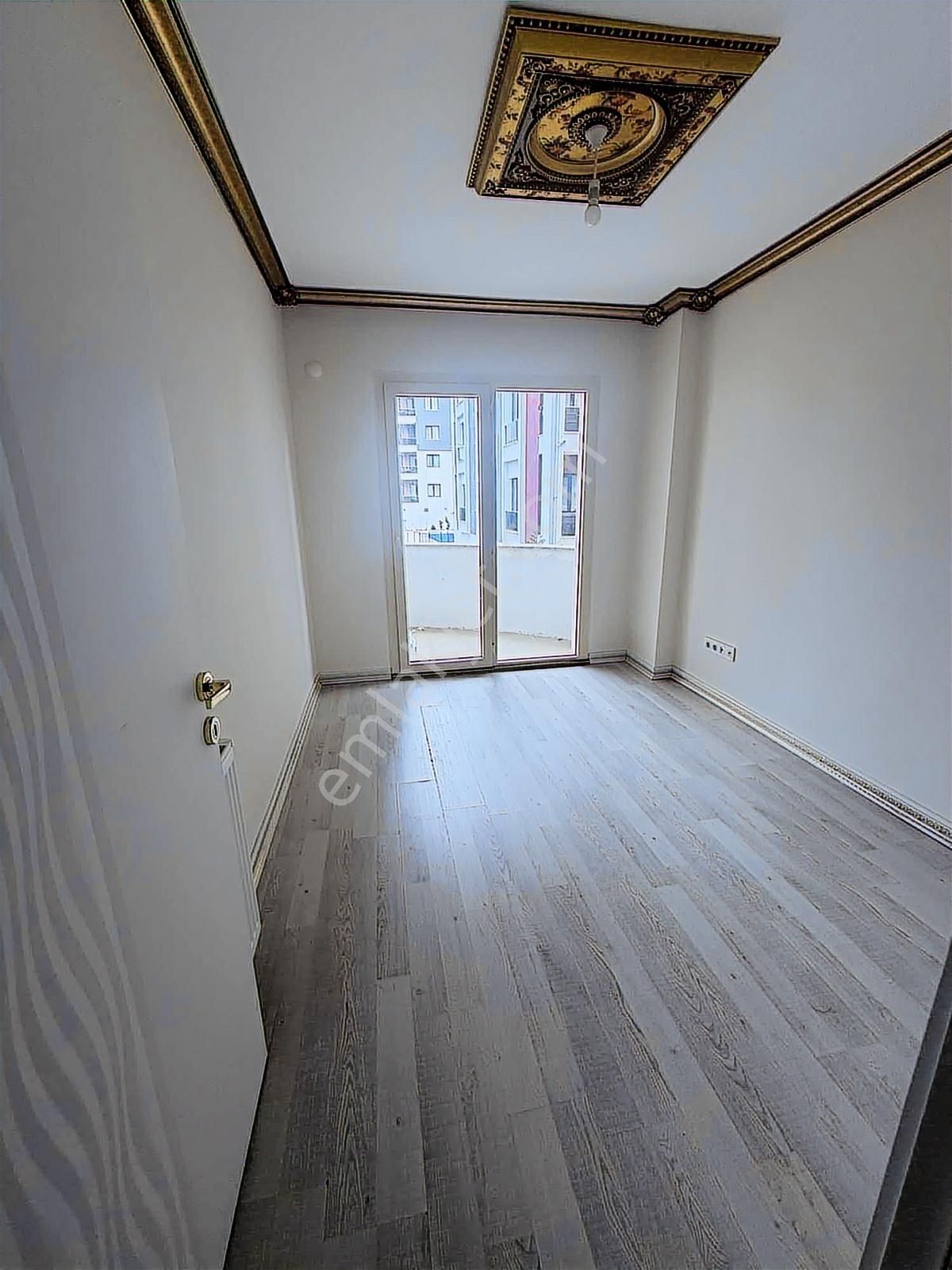 Silivri Yorulmaz Sarayları Sitesinde Büyük Salonlu 2+1 Daire - Görsel 11